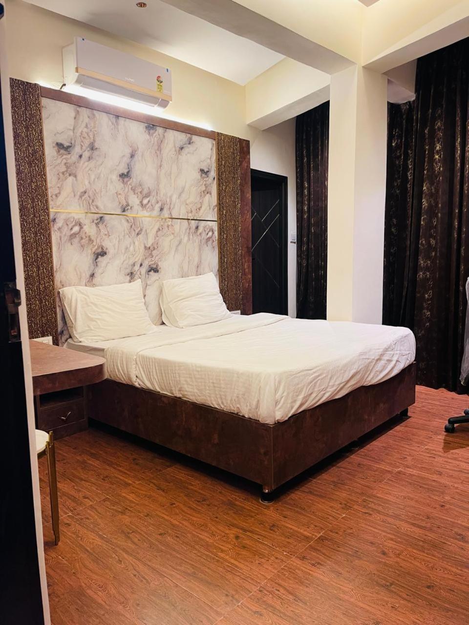 The Taaj Comforts Bengaluru Zewnętrze zdjęcie